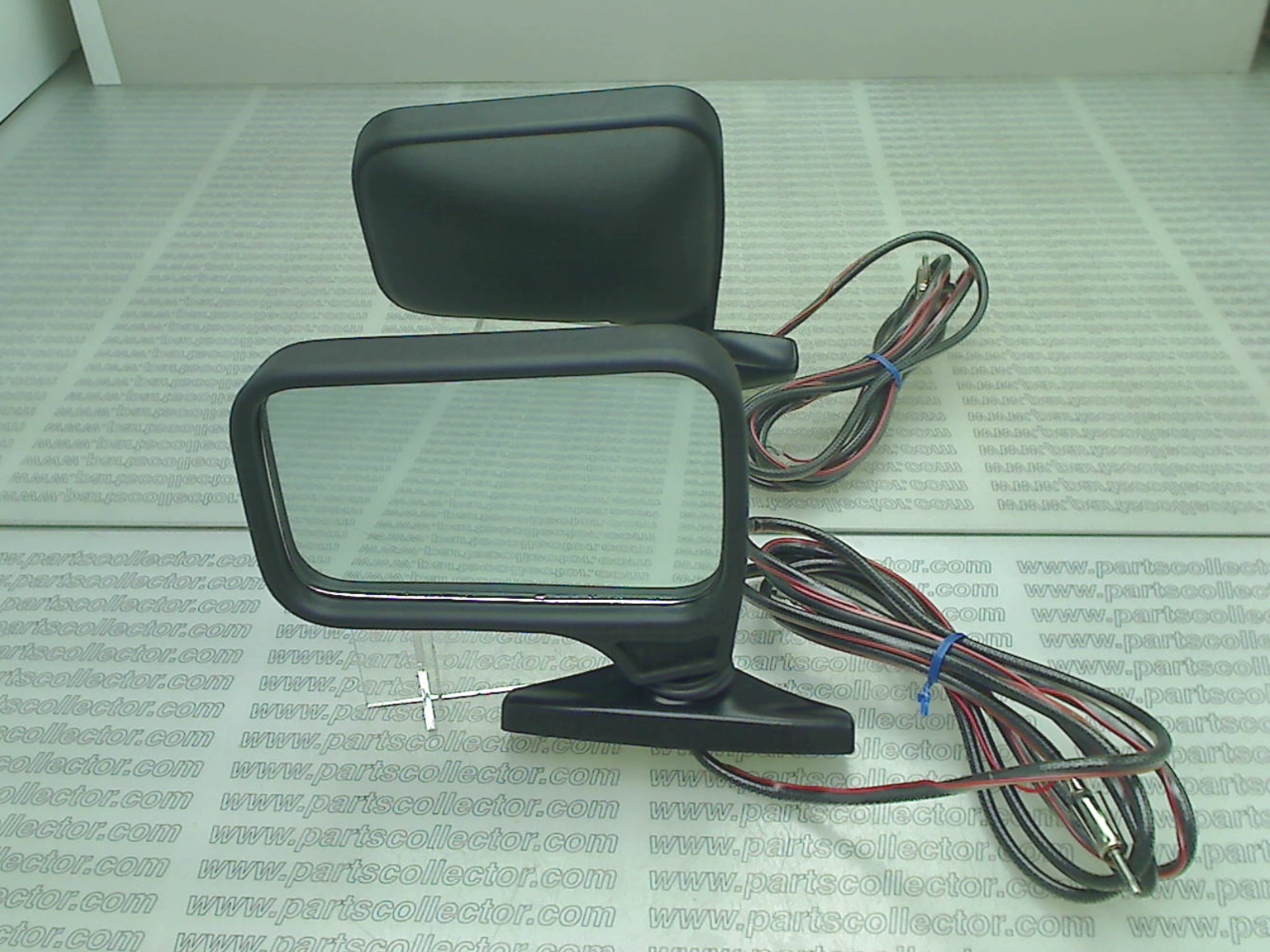 LH REAR VIEW MIRROR